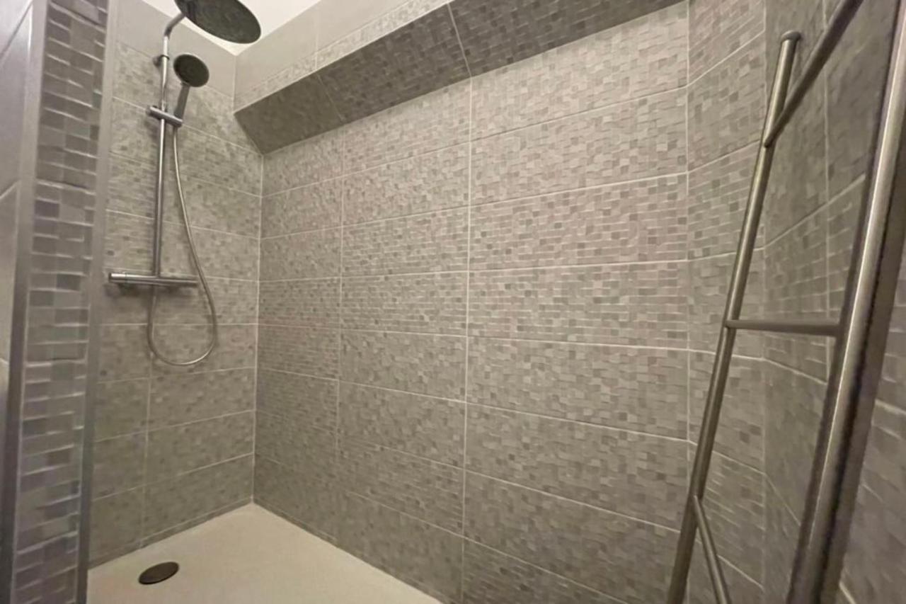مارسيليا Charming Apartment In The Old Port المظهر الخارجي الصورة